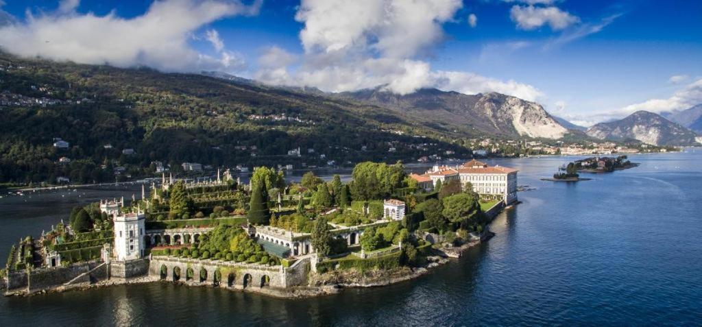 Isola Bella Apartments, Suite Stresa Exterior photo