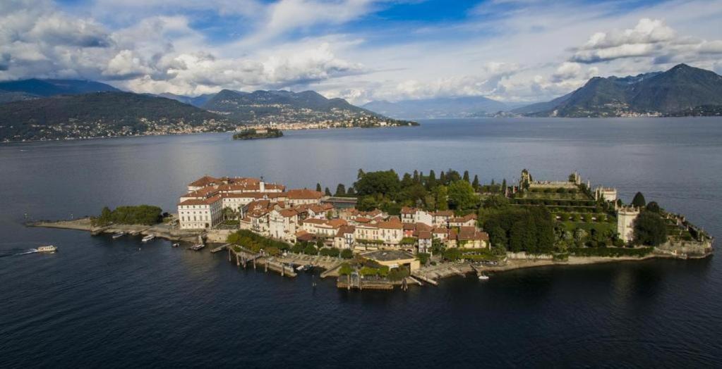 Isola Bella Apartments, Suite Stresa Exterior photo
